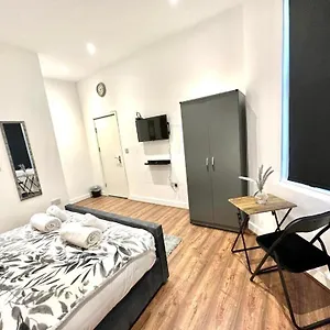 Suites - Tw3 , Hounslow United Kingdom