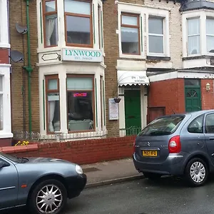 Lynwood 3*, Blackpool United Kingdom